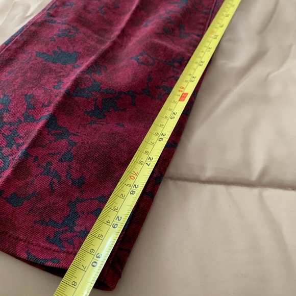 Ann Taylor Modernfit Jeans, W12, Wine/Dark Gray Camouflage. Vintage - Picture 5 of 8